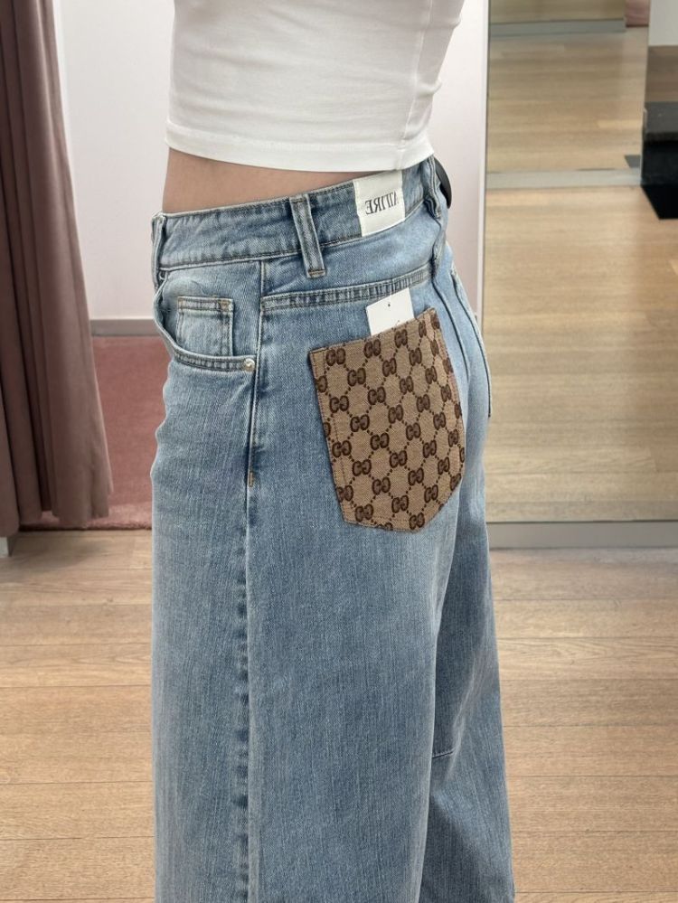  Gucci Brown