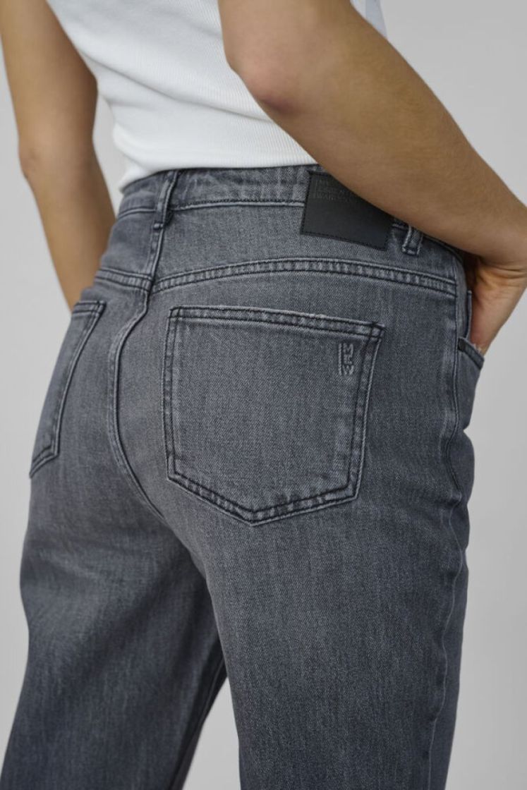 07 THE ISA 139 HIGH STRAIGHT 100087 Dark Grey Retro Wash