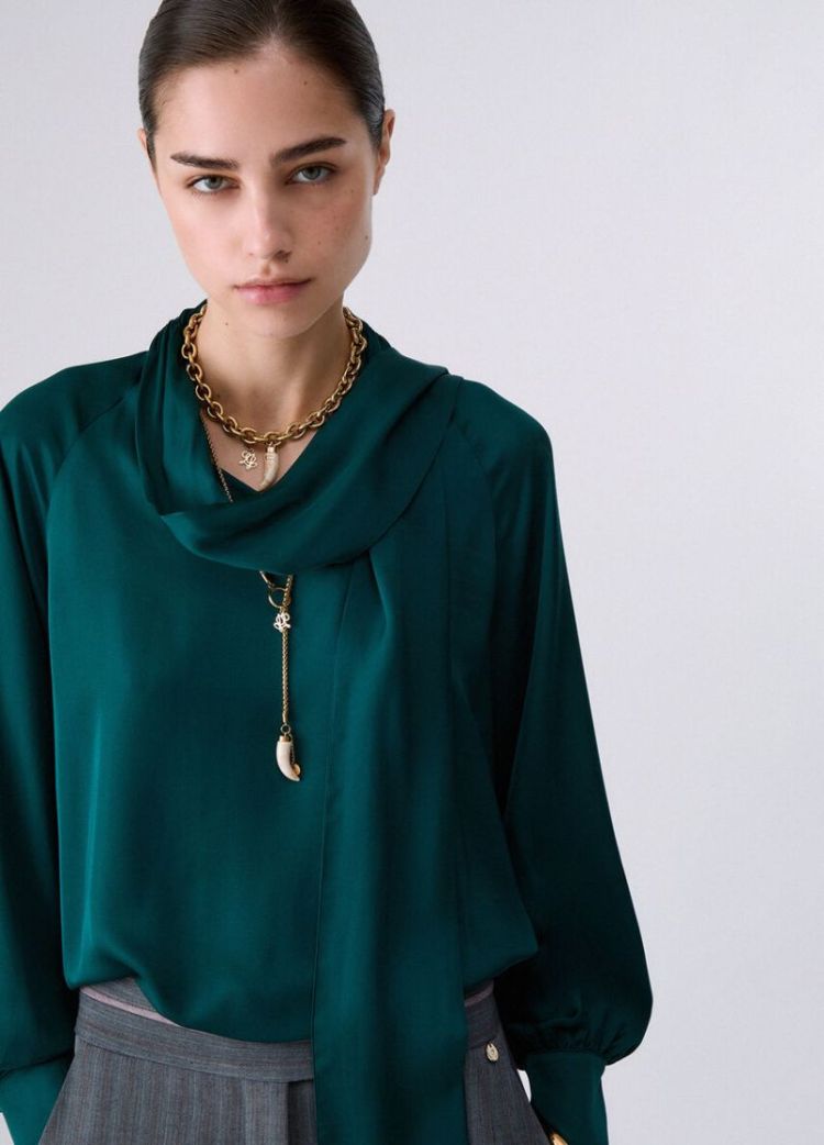  X0798 DEEP EDEN GREEN