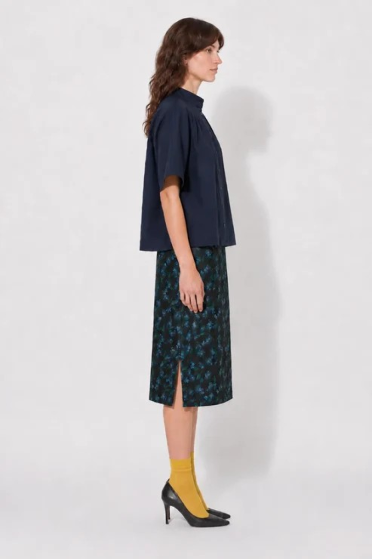  890 Blue Flowers