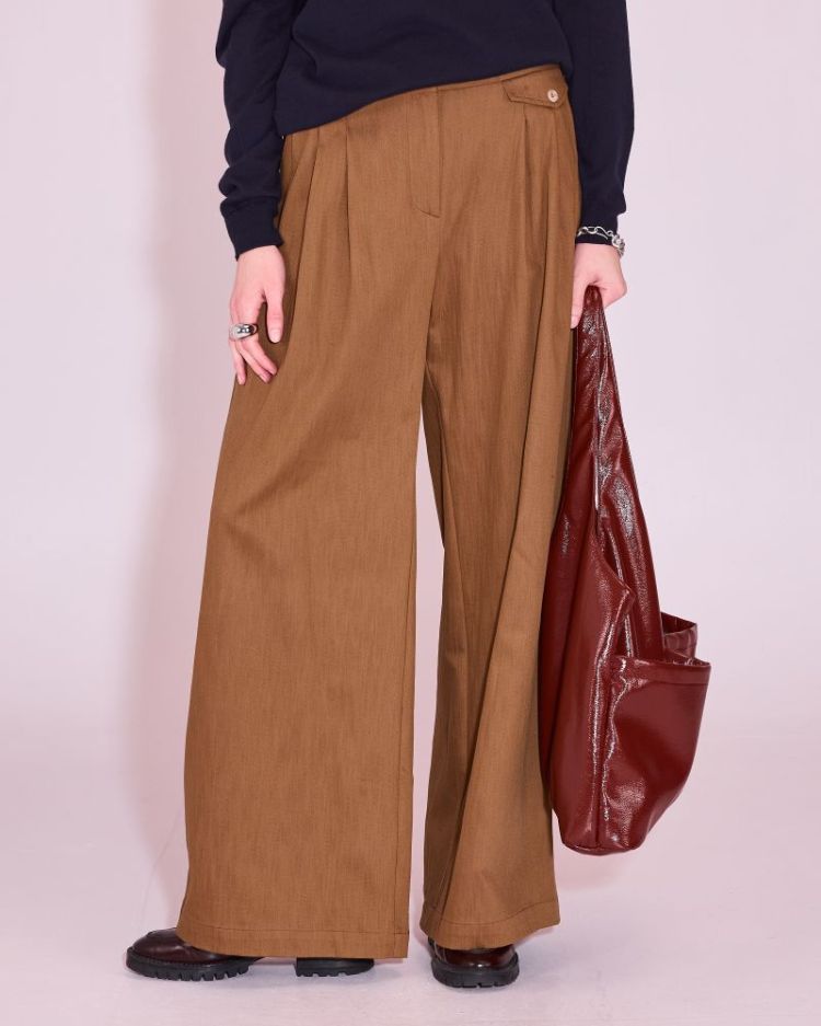   722 Bronze Brown