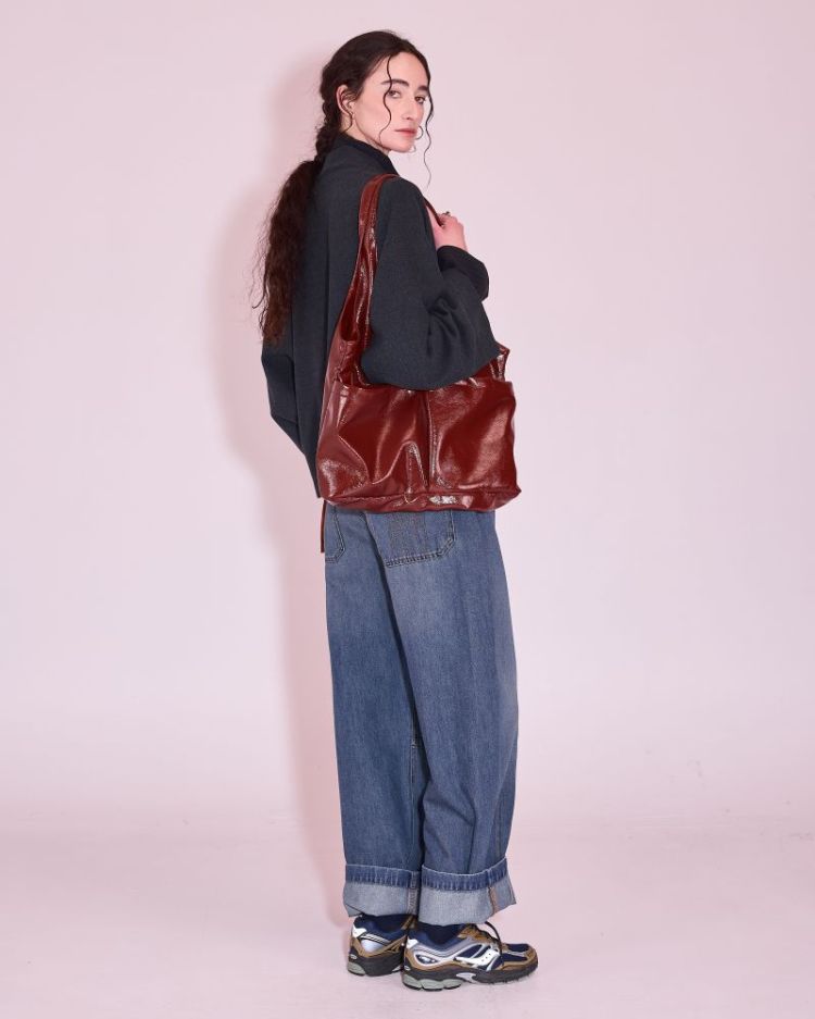   358 Maroon