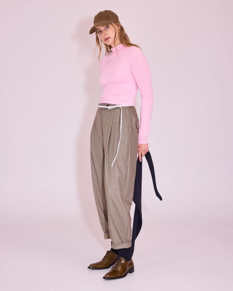 400 Pink