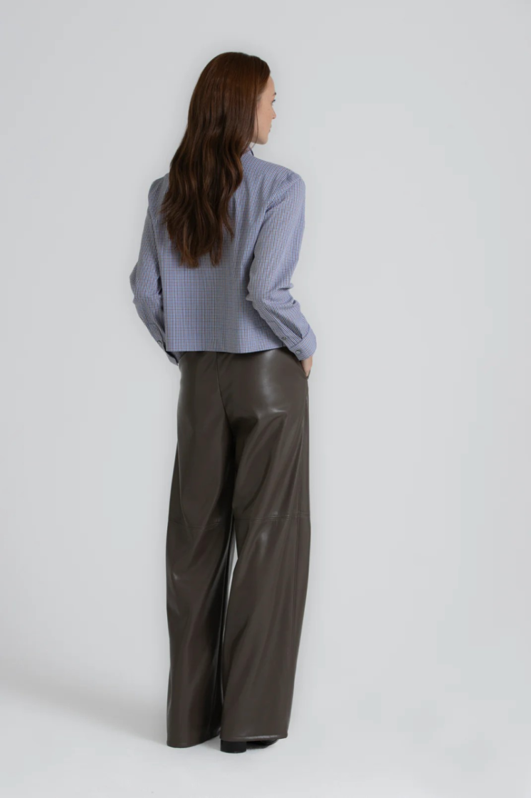   2238 BROWN