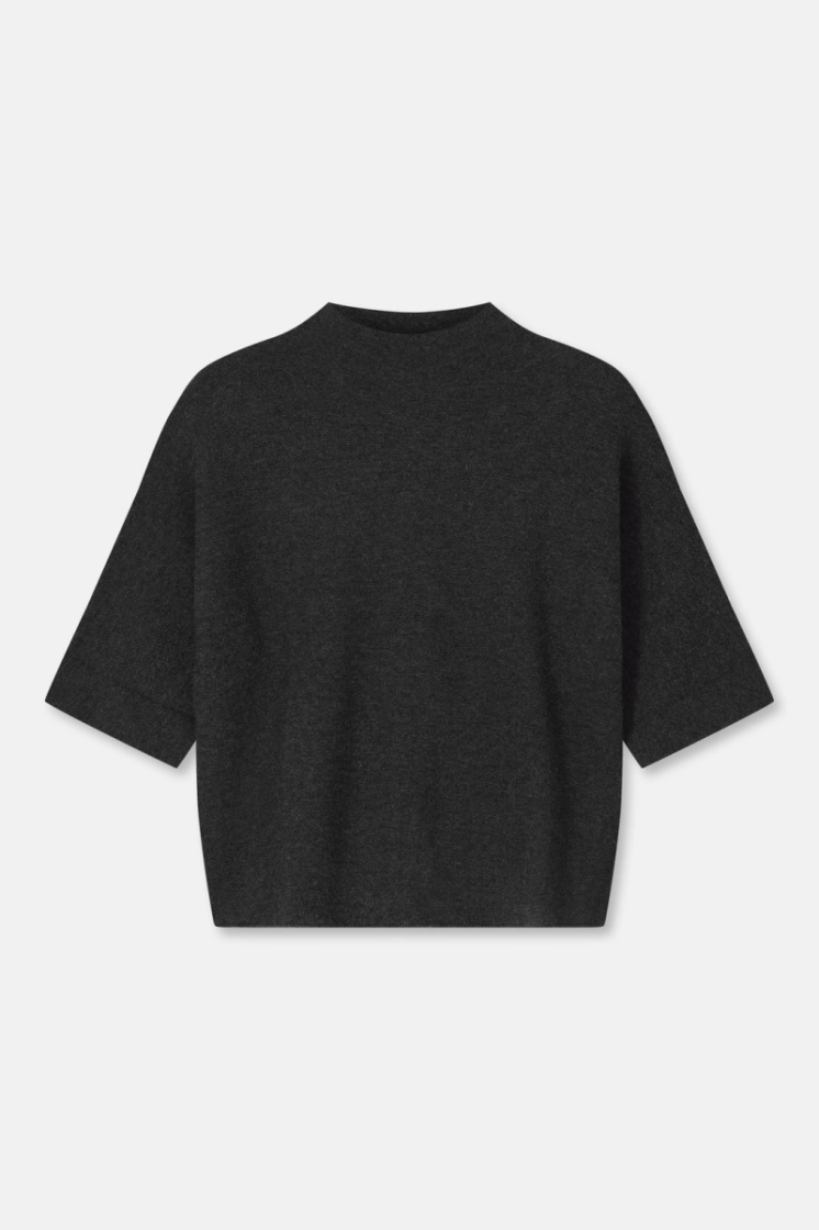   2764 GRAPHITE