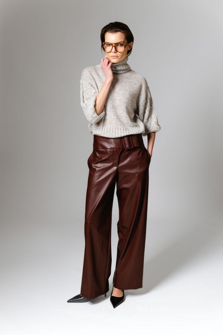  Marron
