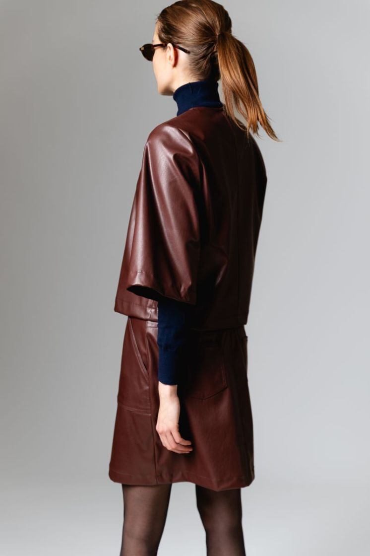  Marron