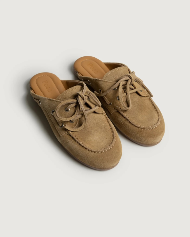  209 Camel