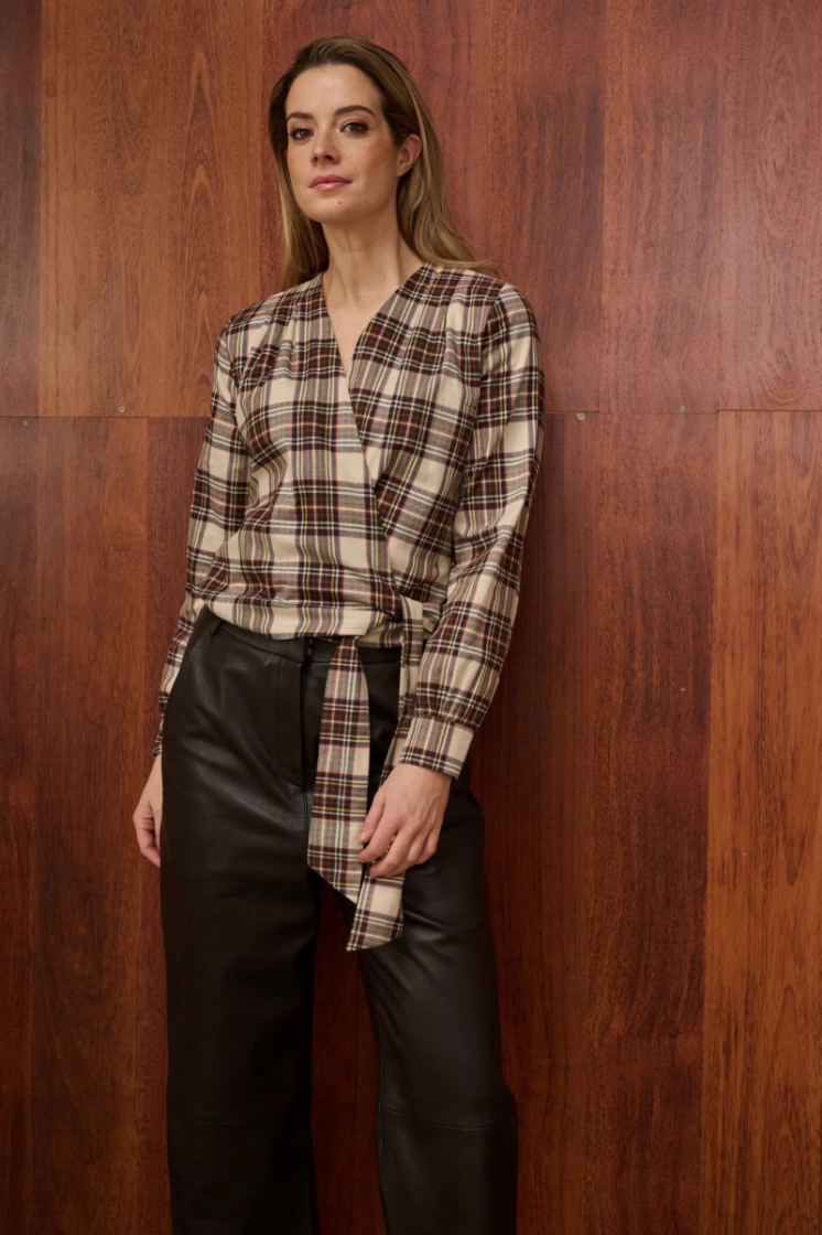  Brown check