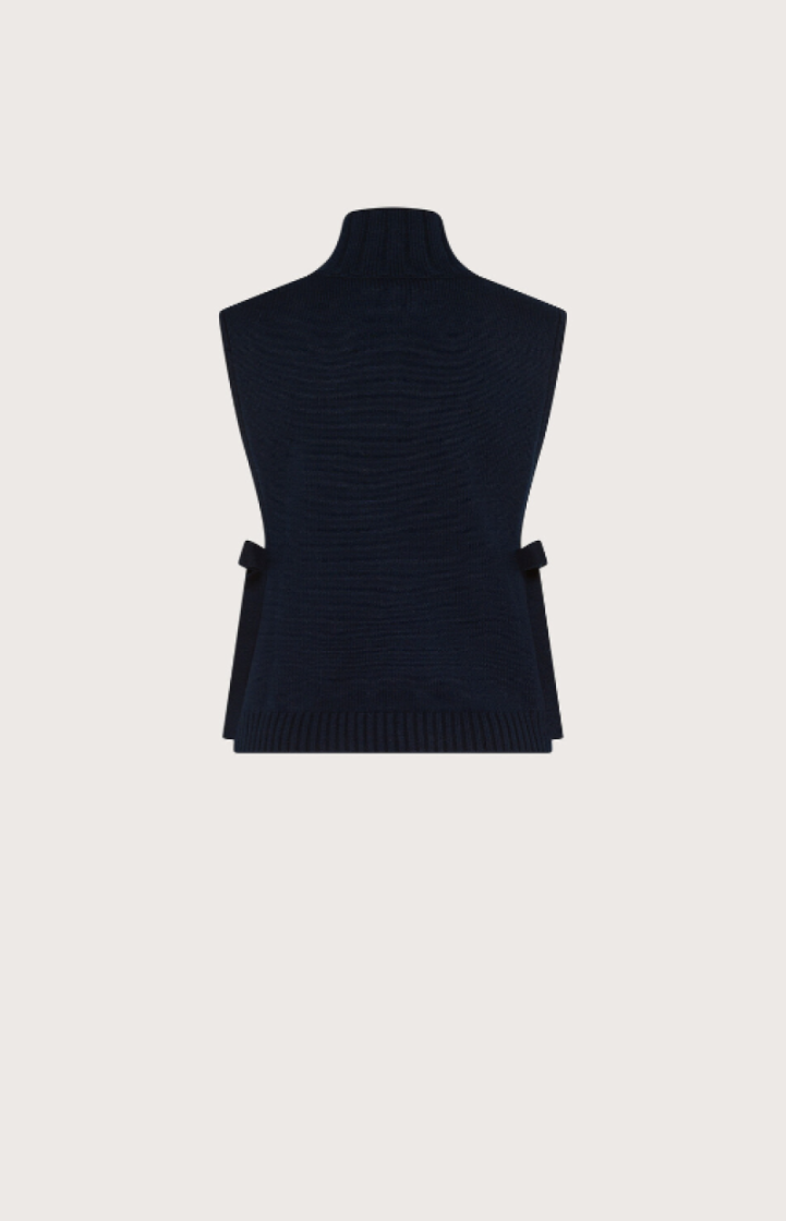  750 BLU