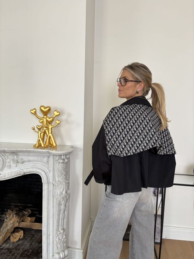 Dior Zwart