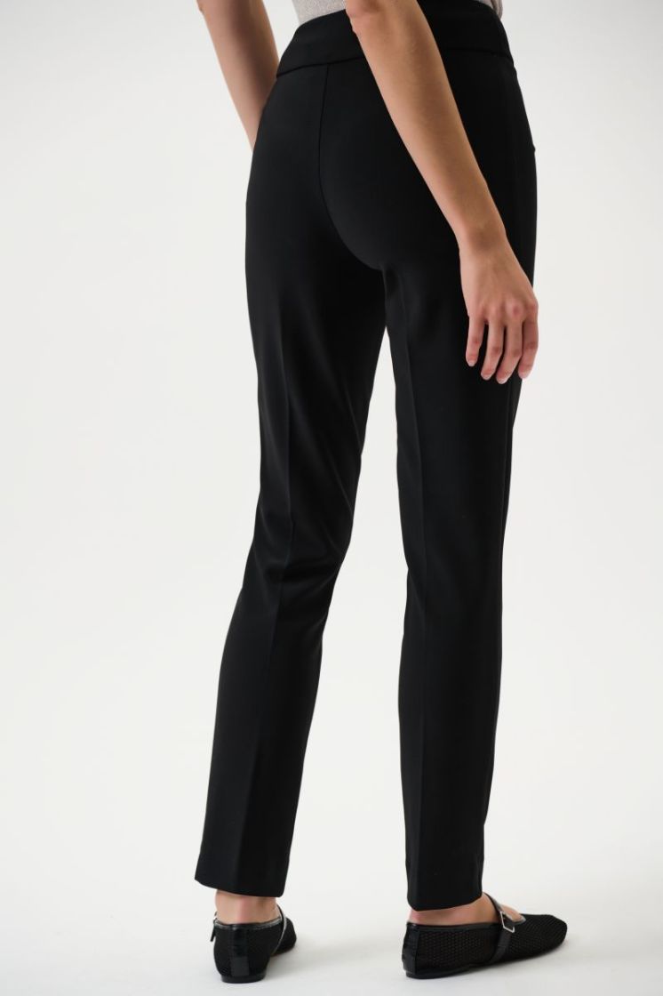   11 Black