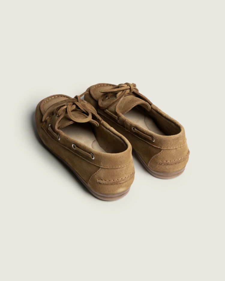  209 Camel