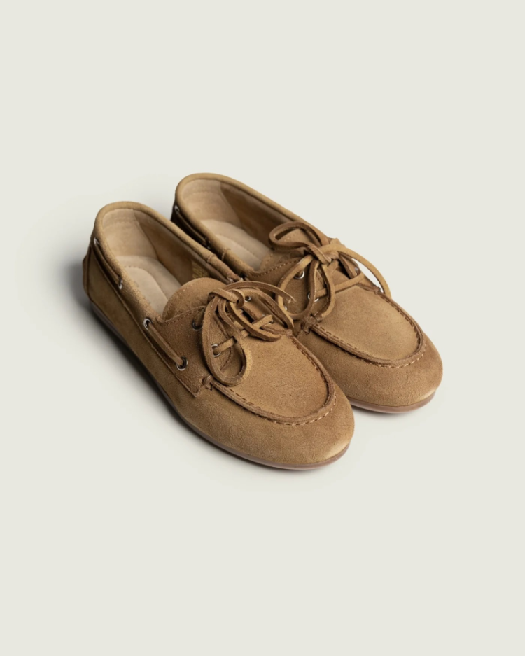  209 Camel