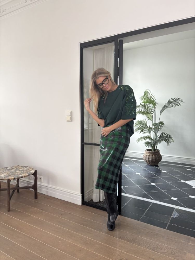 Dressed in Essentiel