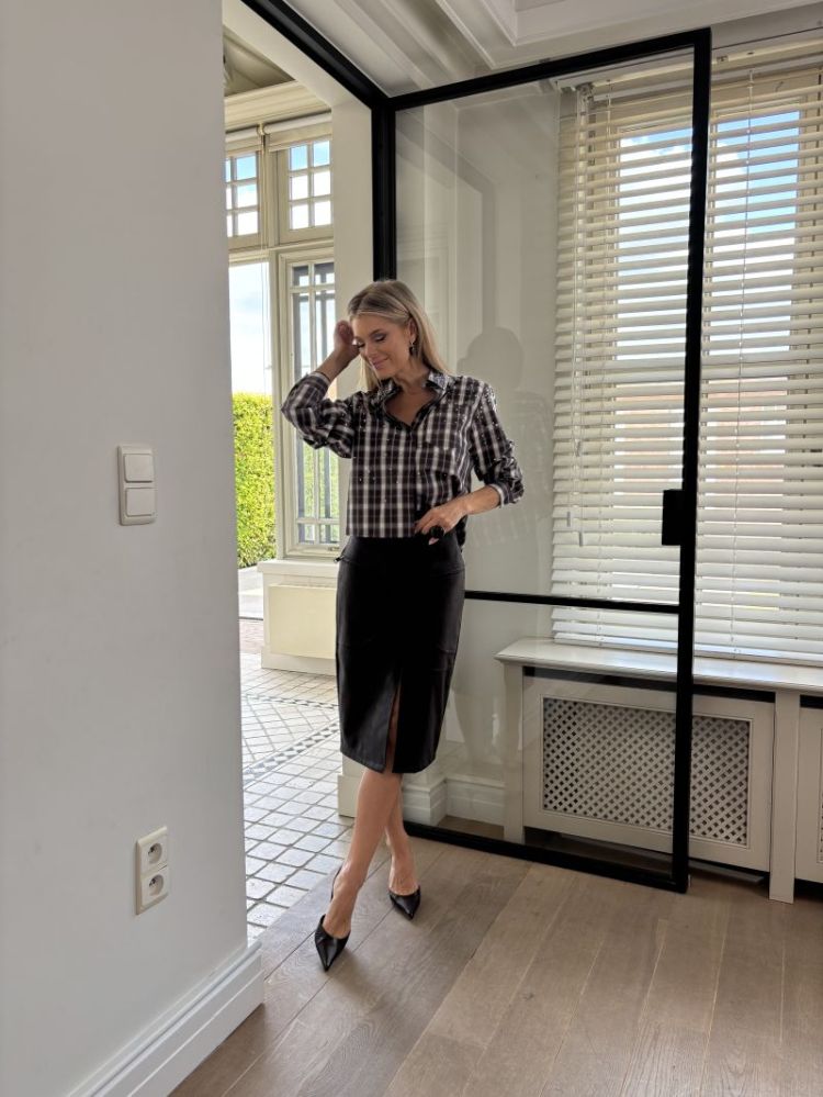 Dressed in Liu Jo