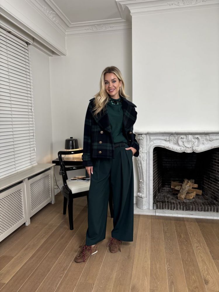 Dressed in Liu Jo