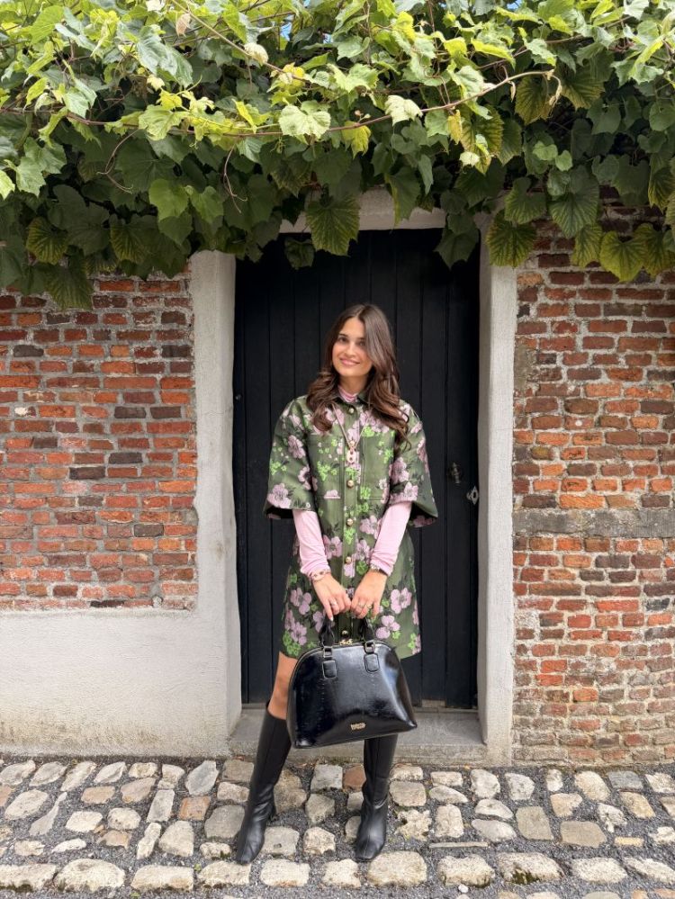 Dressed in Essentiel