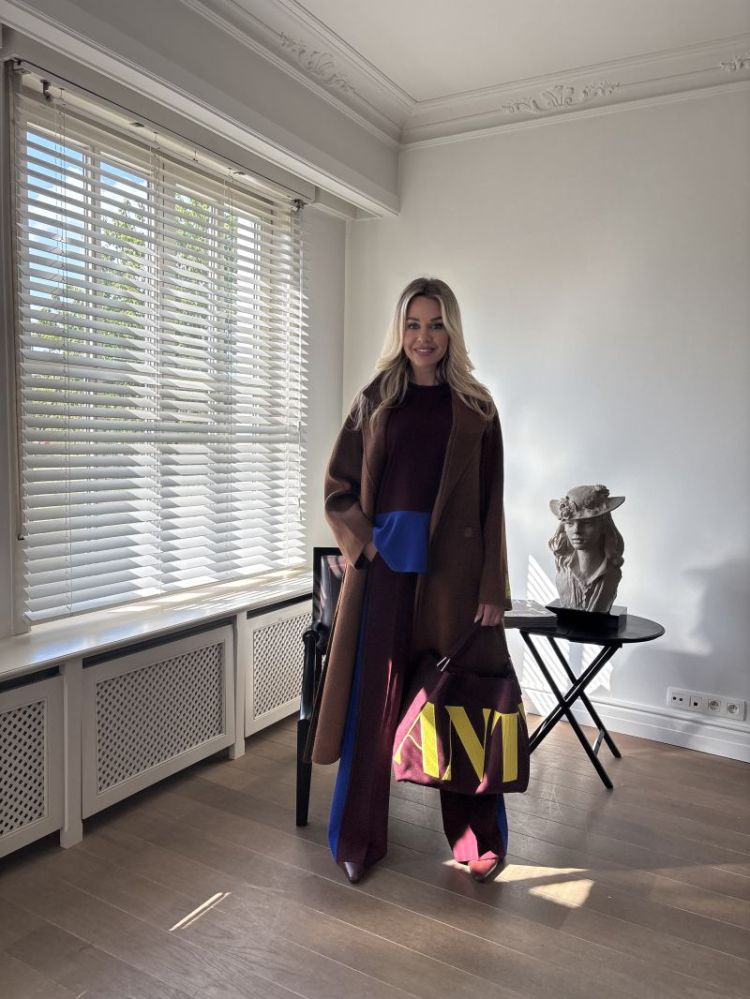 Dressed in Essentiel
